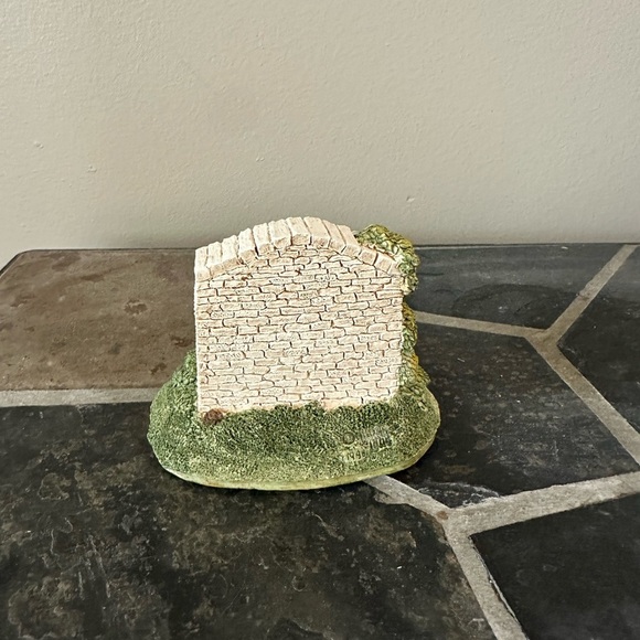 Lilliput Lane Cosy Corner - Picture 3 of 6